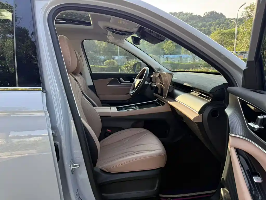 Chery Tiggo 8L — миниатюра 6