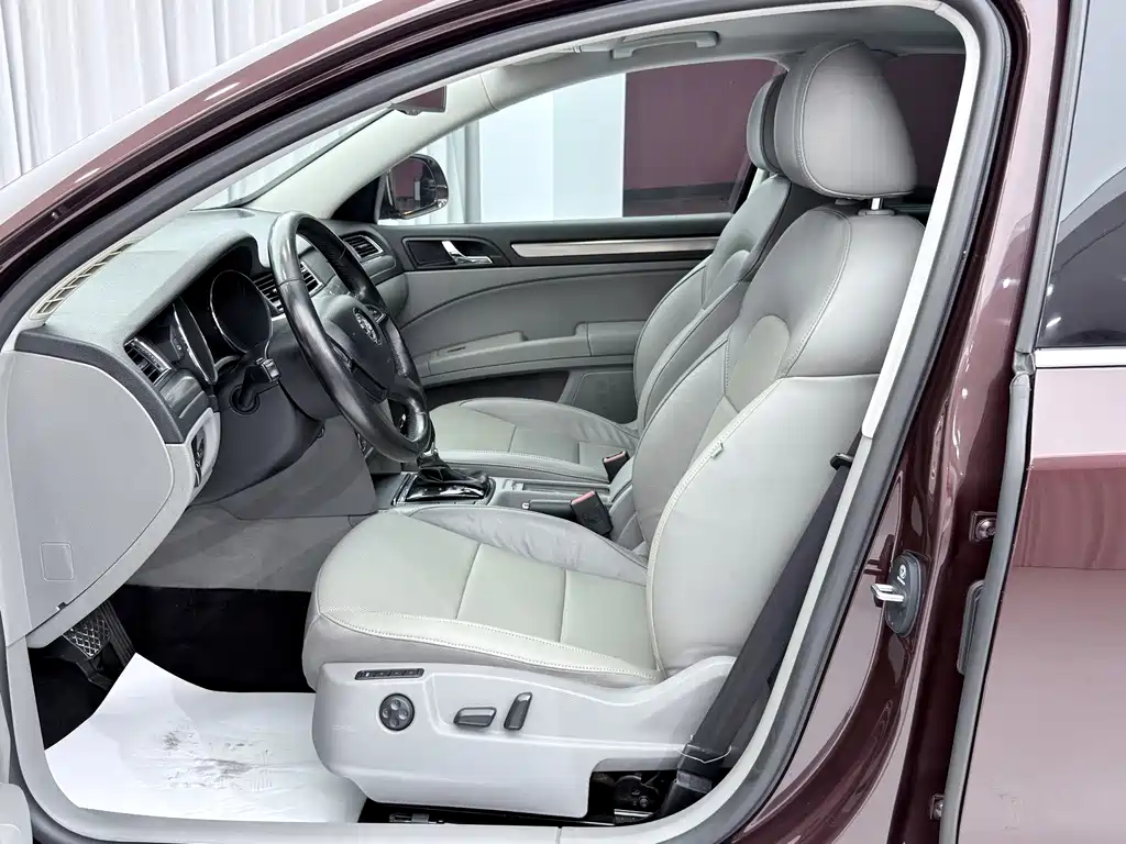 Skoda Superb 1.8TSI Auto Elegant Elite Edition, фото 8