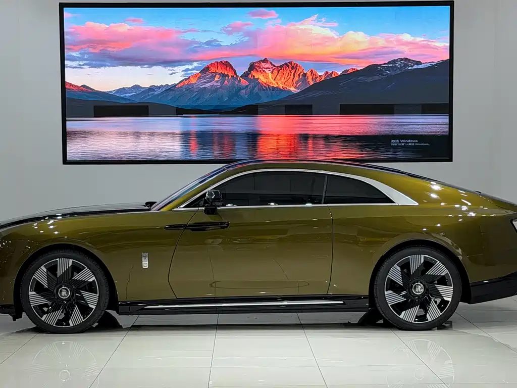 Rolls-Royce Phantom — миниатюра 3