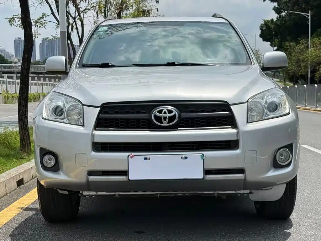 Toyota RAV4 2013 2.0L AT