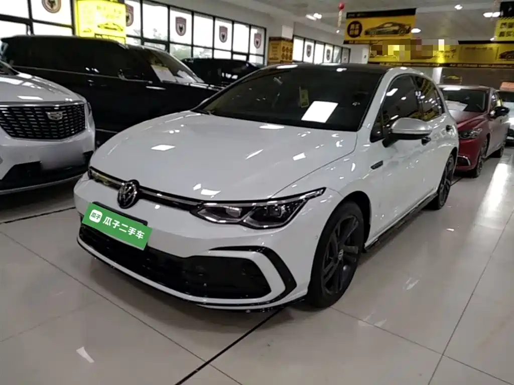 Volkswagen Golf 2024