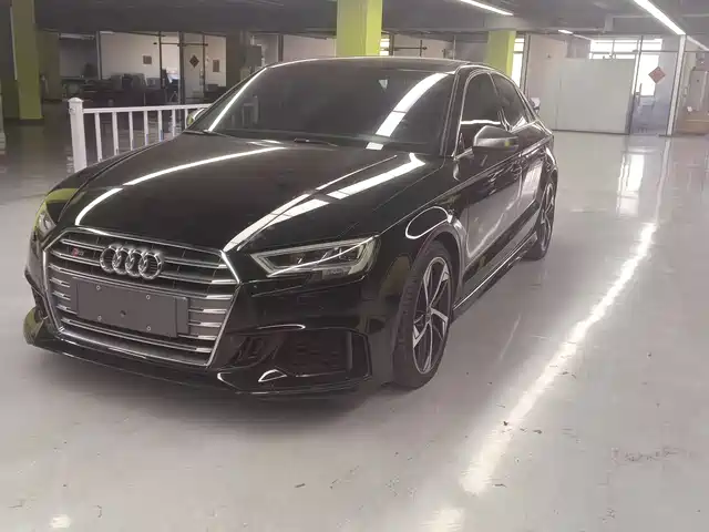 AUDI S3 2019