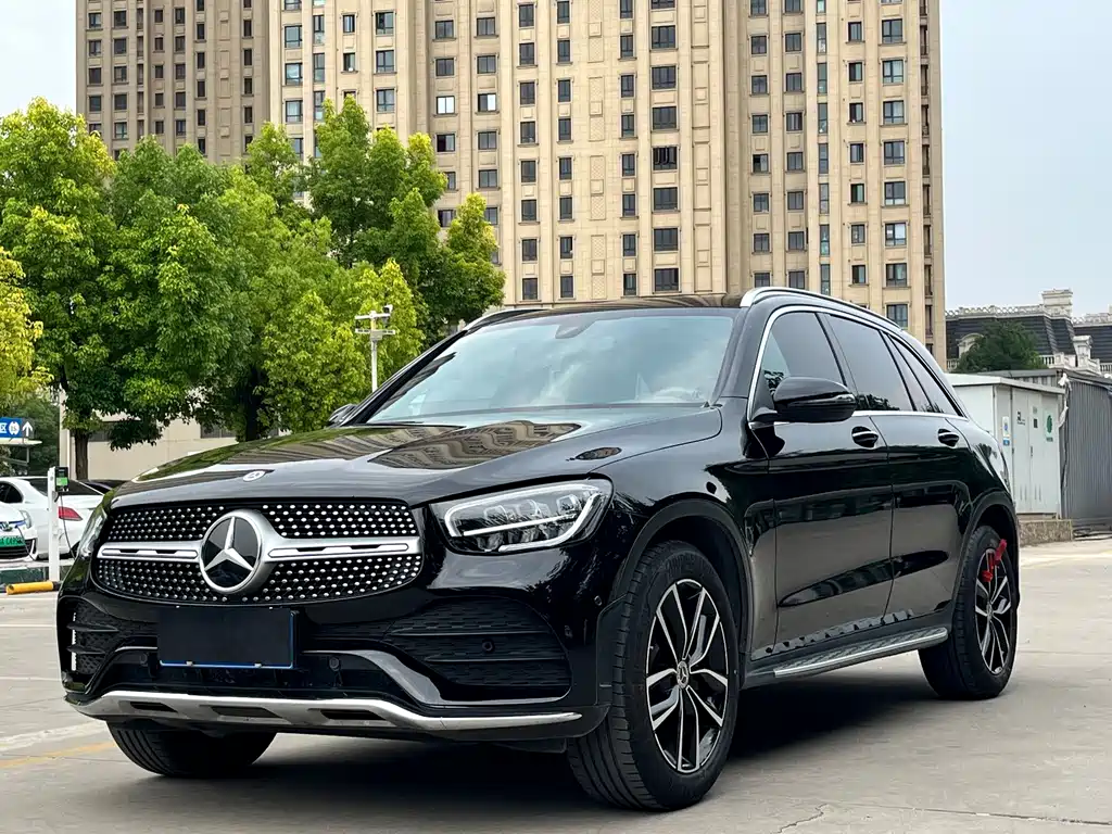 Mercedes-Benz GLC 2023