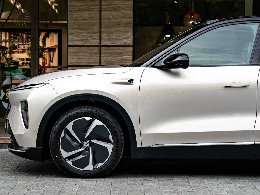 NIO ES8 2023 75kWh