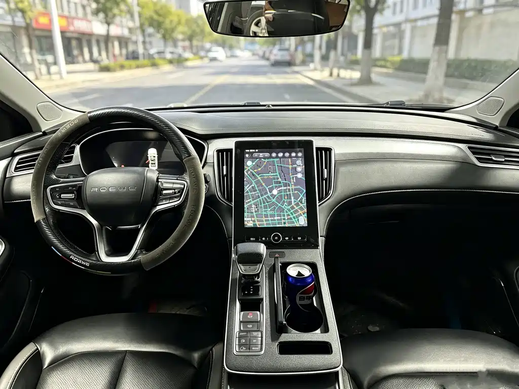 Roewe i6 MAX New Energy — миниатюра 7