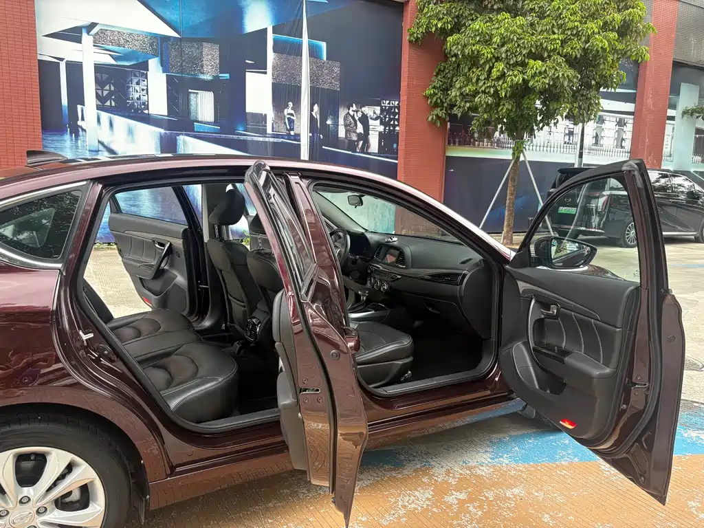 GAC Motor Trumpchi GA6 — миниатюра 13