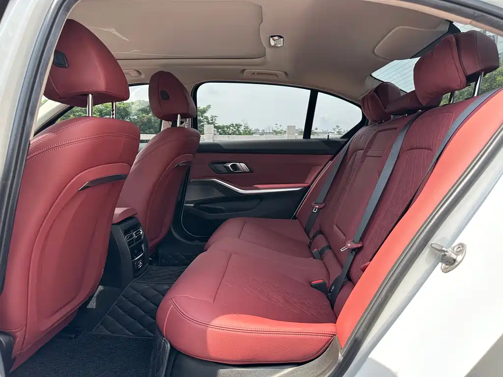 BMW 3 Series 3 2023 325Li M Sport