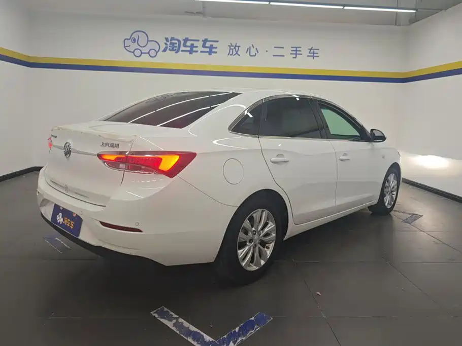 Buick Excelle — миниатюра 3