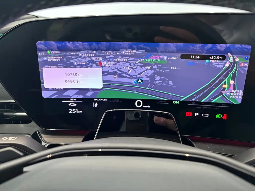 Audi Q6L Sportback e-tron