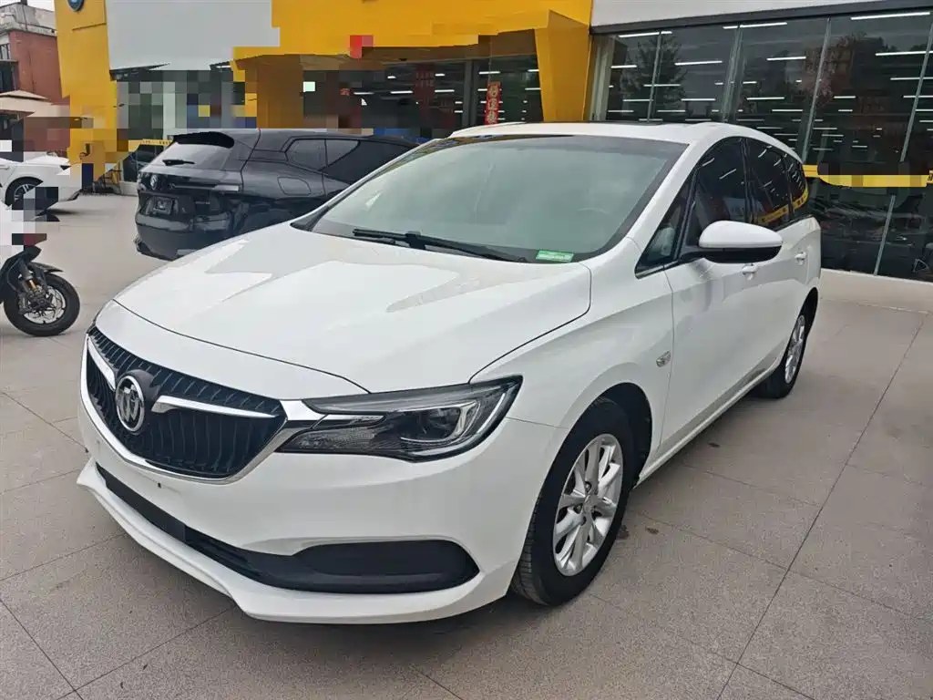 Buick GL6 2019