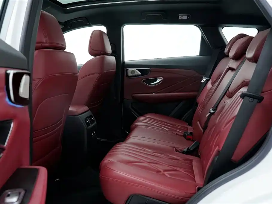 JETOUR X70 PLUS 2025 1.5T Flagship 5 мест