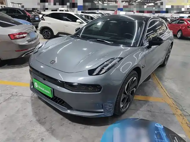 2022 Zeekr 001
