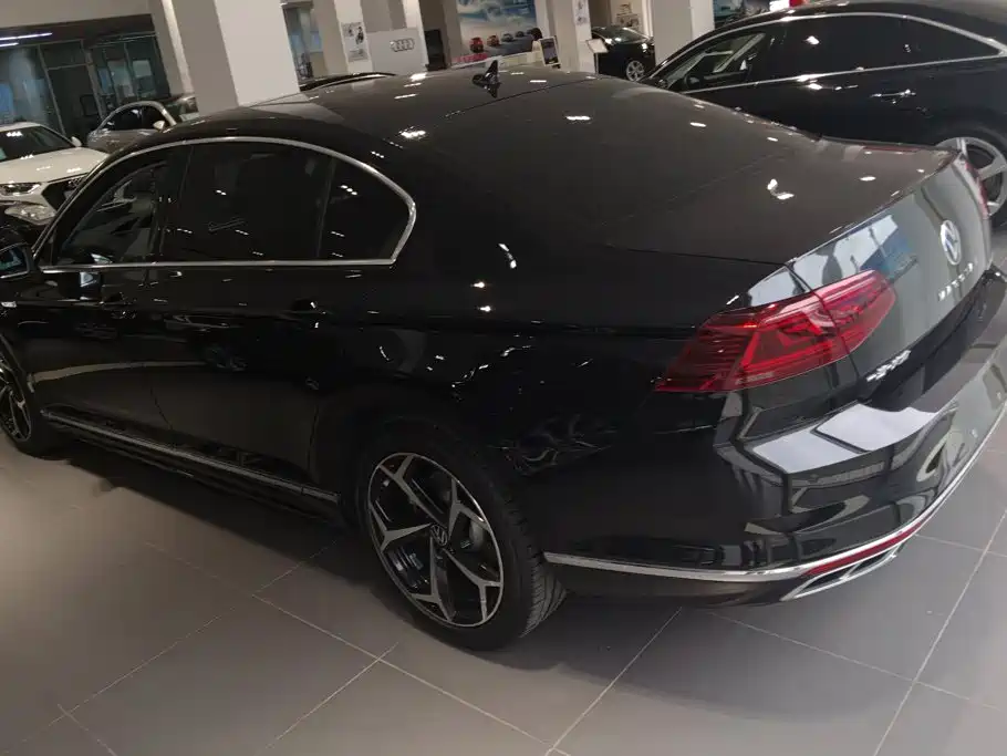 Volkswagen Magotan 2020 330TSI DSG Luxury