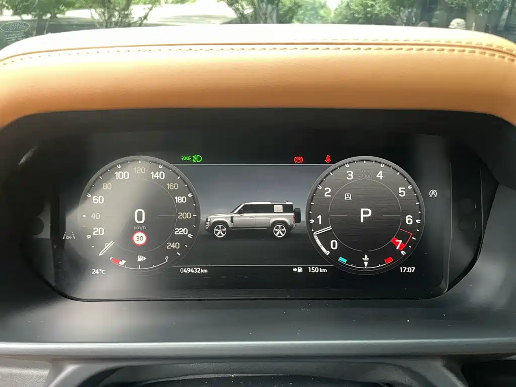 Land Rover Defender — миниатюра 20