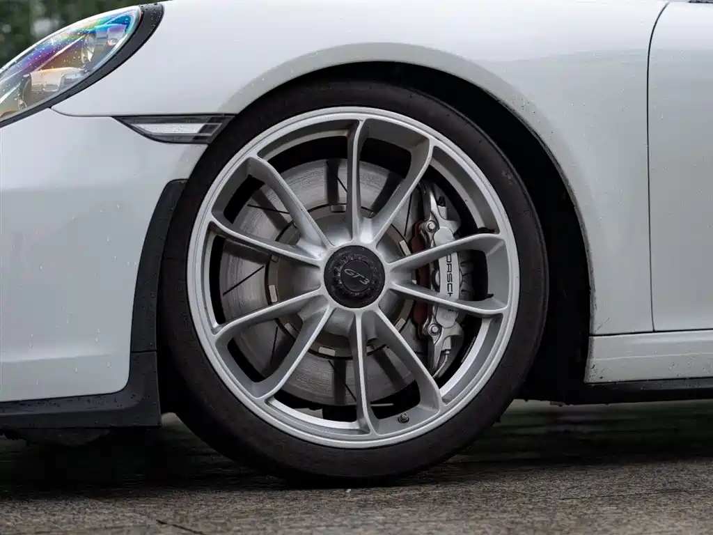 Porsche 911 2018 GT3 4.0L