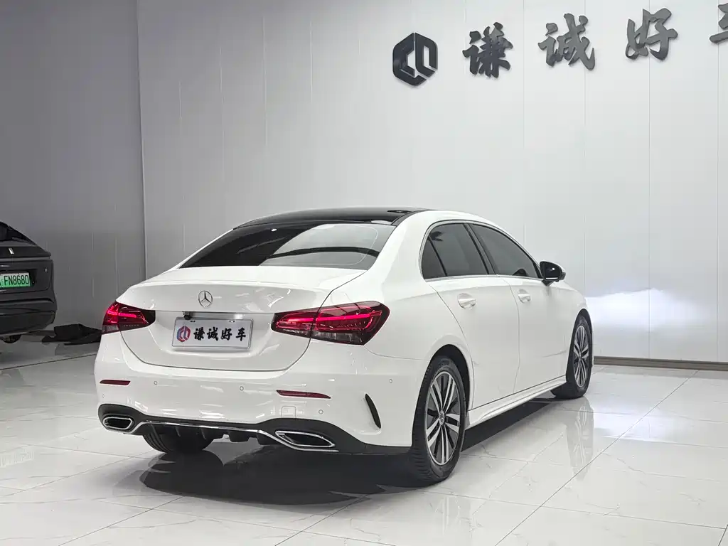 Mercedes-Benz A-Class A 2019 A 180 L Sport