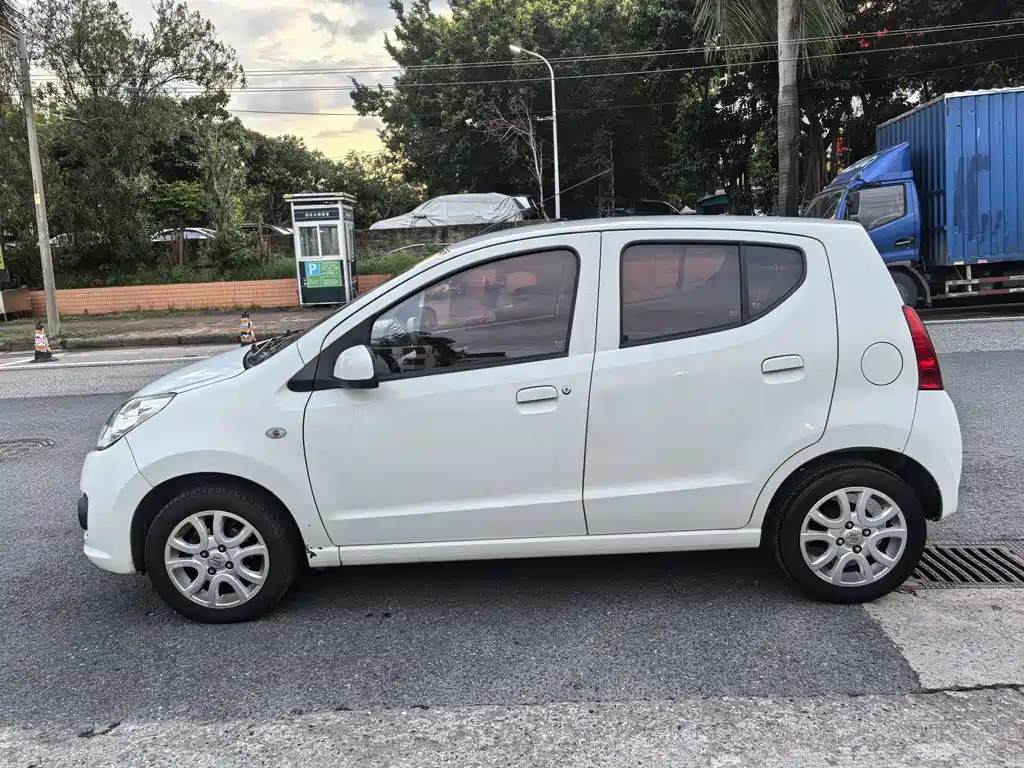 Suzuki Alto — миниатюра 4