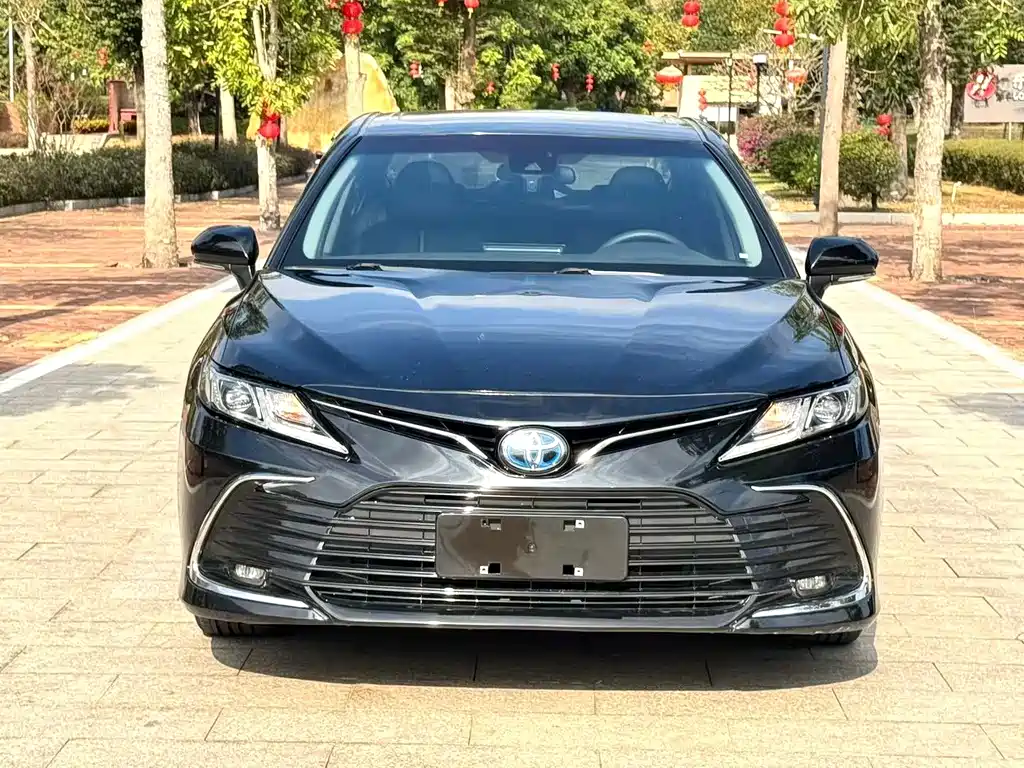 Toyota Camry 2021 2.5HS
