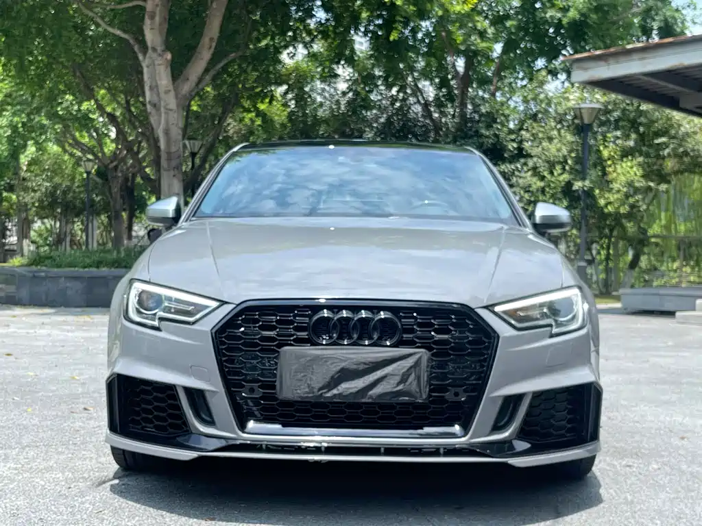 AUDI  A3