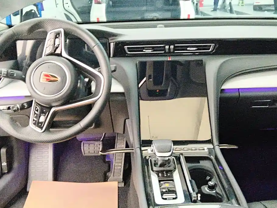 Hongqi Hongqi H5 PHEV — миниатюра 12