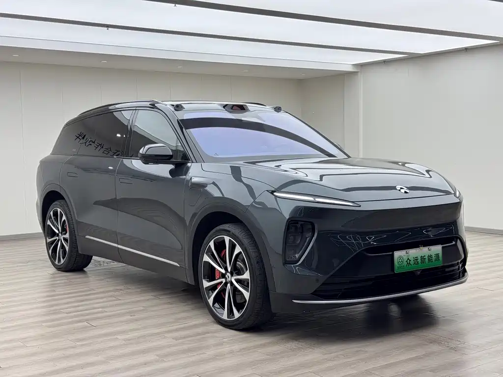 NIO ES8 2024 100kWh
