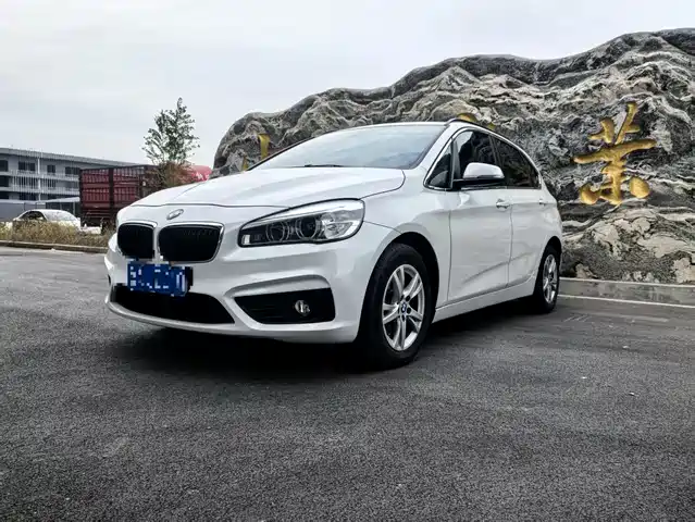 BMW 2 SERIES STATION WAGON 2017
