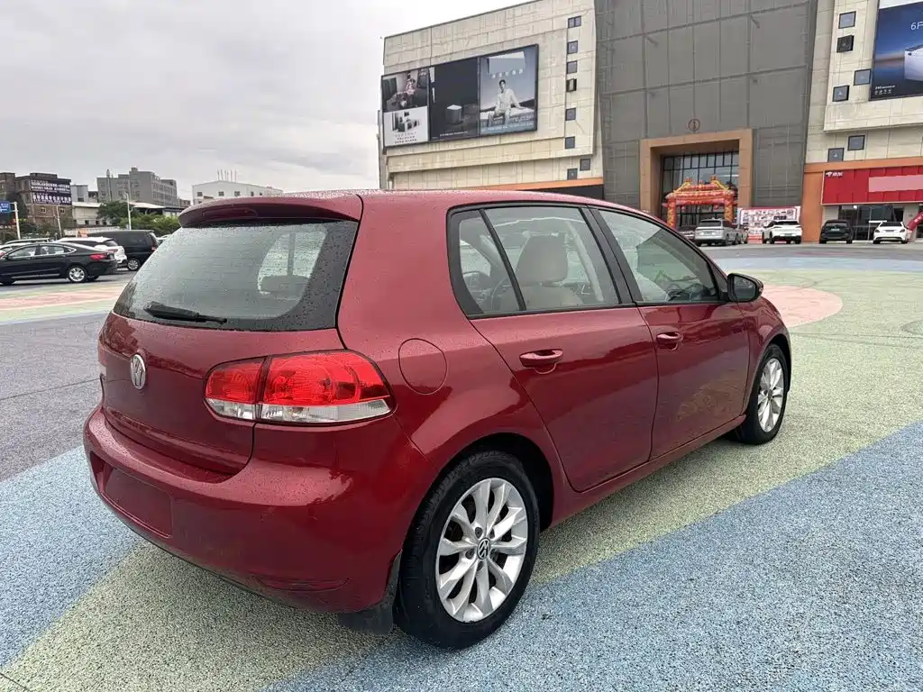 Volkswagen Golf 2012 1.4TSI AT Comfort