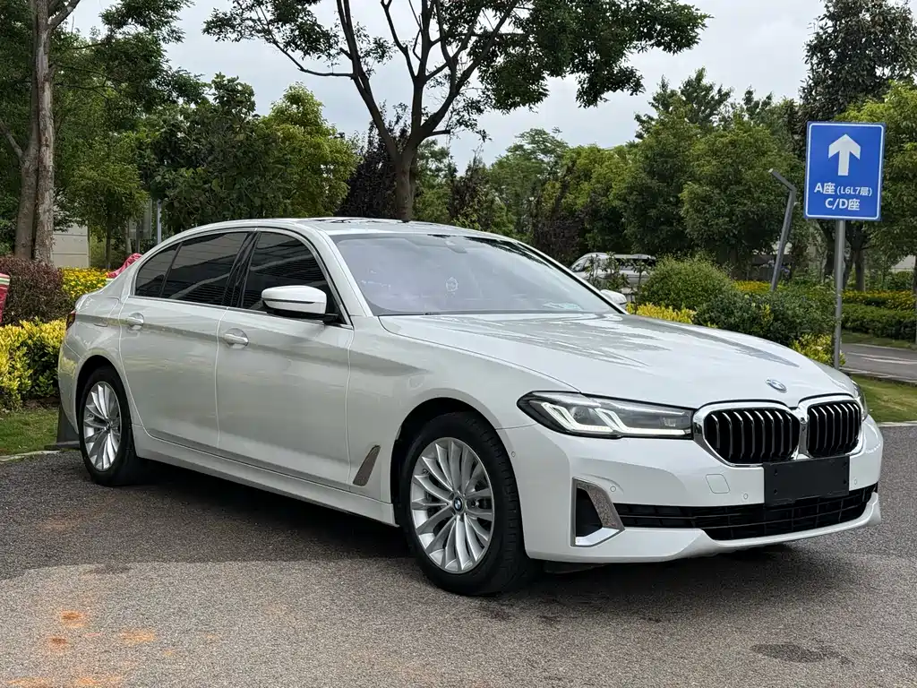 BMW 5 Series 5 2022 525Li Luxury