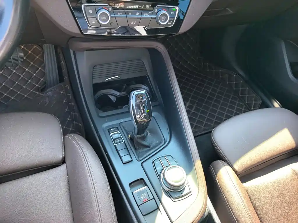 BMW X1 — миниатюра 14