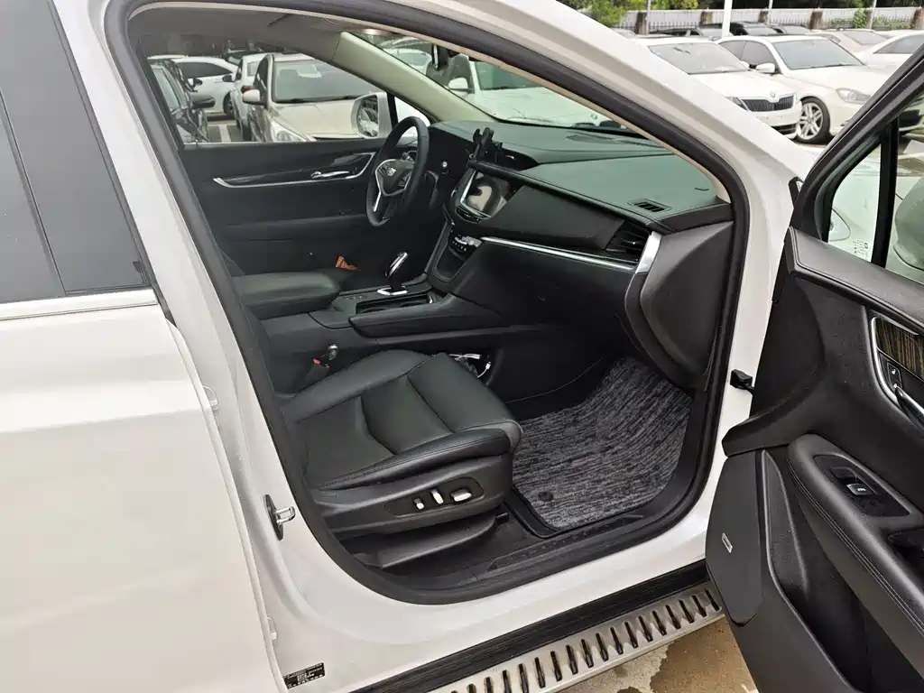 Cadillac XT5 2016 28T Luxury