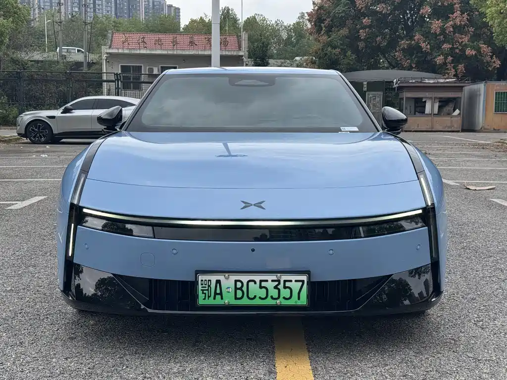 XPeng P7 — миниатюра 2