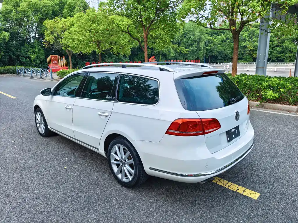 Volkswagen Magotan (Import) — миниатюра 3
