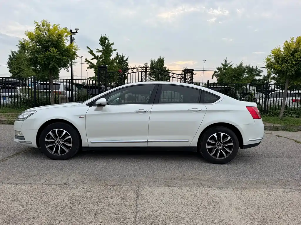 Citroen C5 2016 1.8T AT Luxury