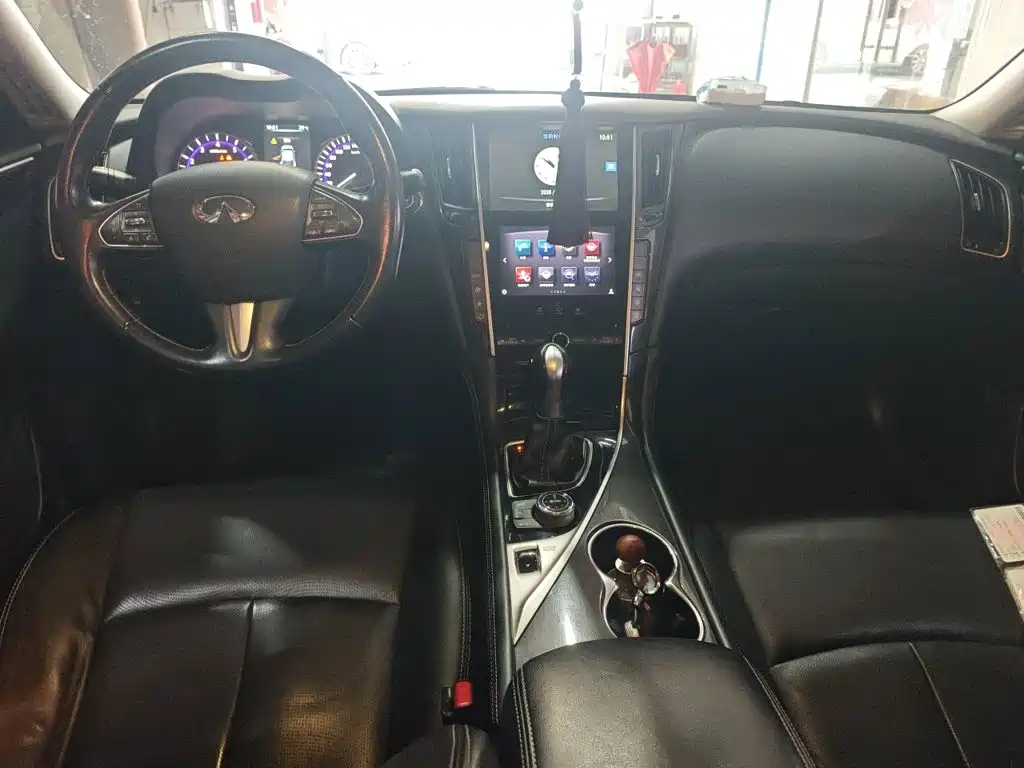 Infiniti Q50 — миниатюра 10
