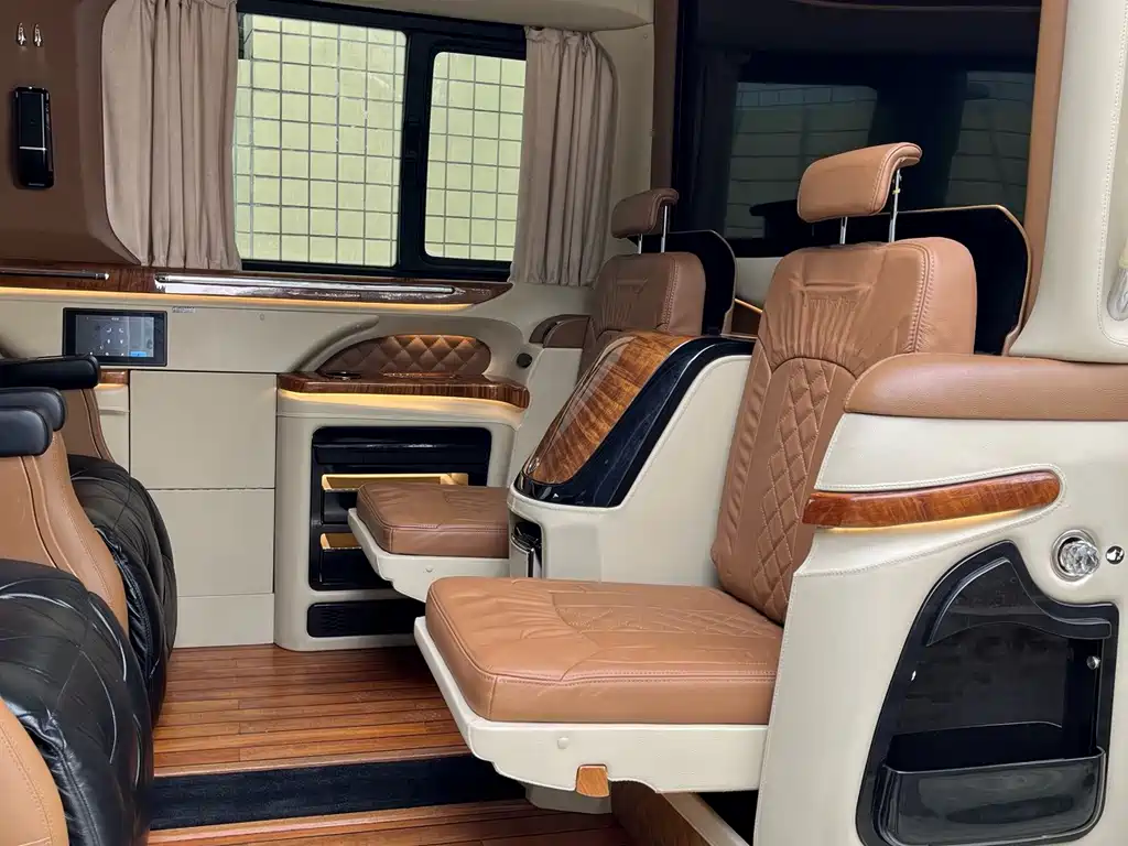 Mercedes-Benz Sprinter — миниатюра 13