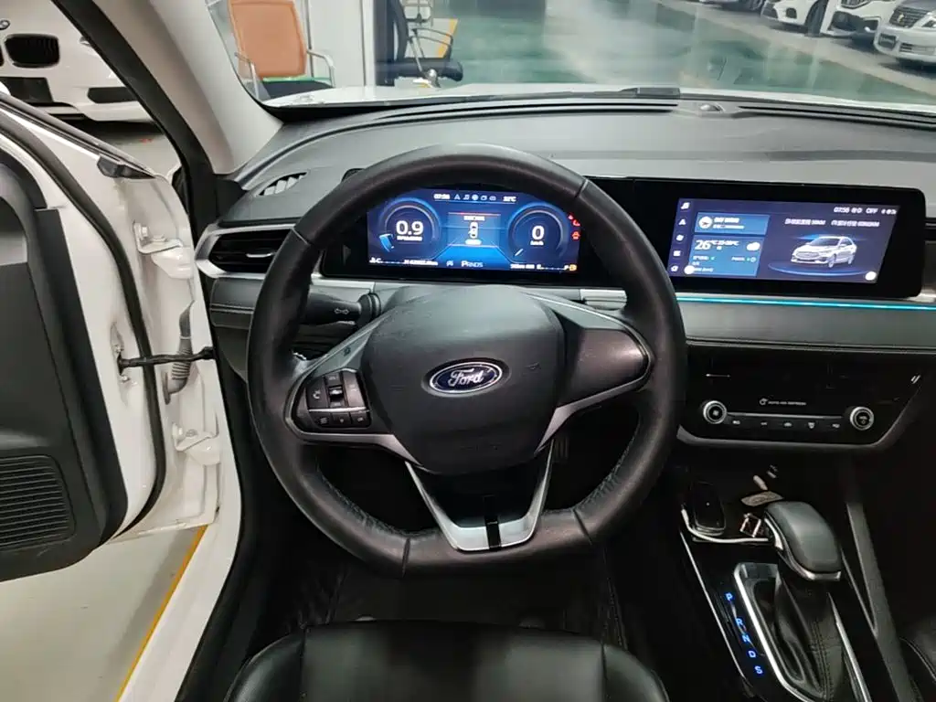 Ford Escort — миниатюра 11