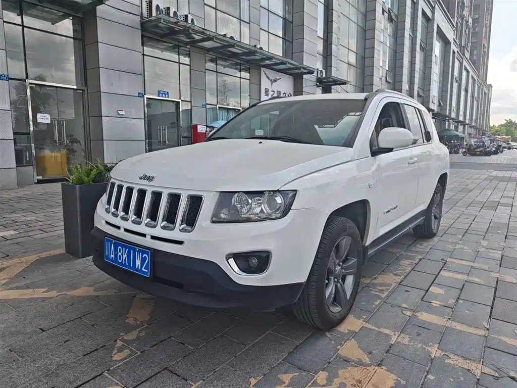 Jeep Compass (Import) 2015