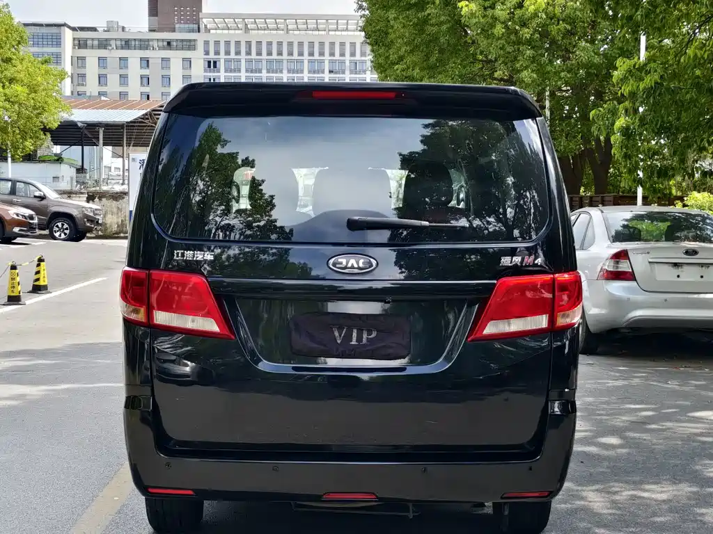 JAC Refine Refine M4 — миниатюра 4