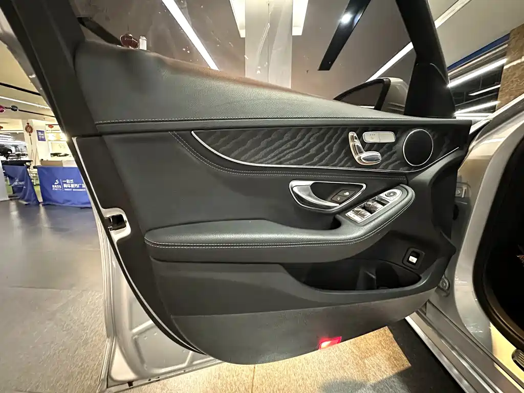 Mercedes-Benz C-Class C 200 L Sport Type, фото 11