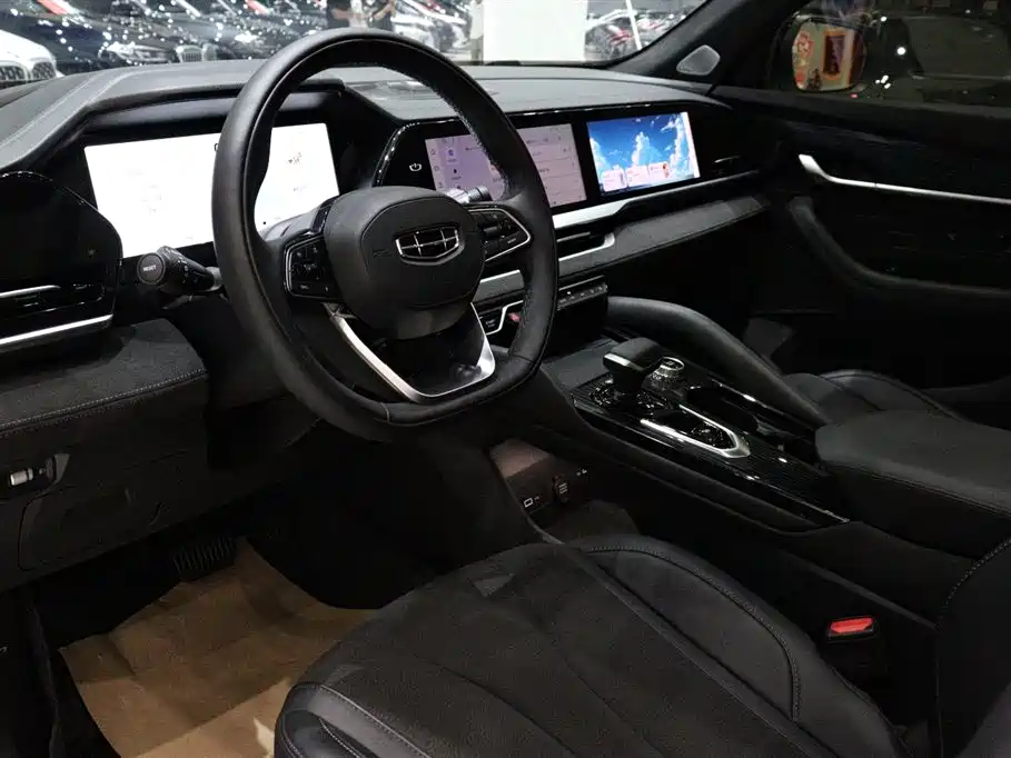 Geely Monjaro L 2024 2.0TD AT