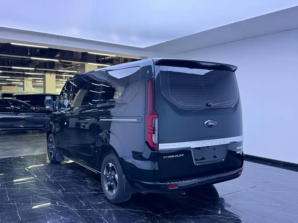 Ford Tourneo — миниатюра 21