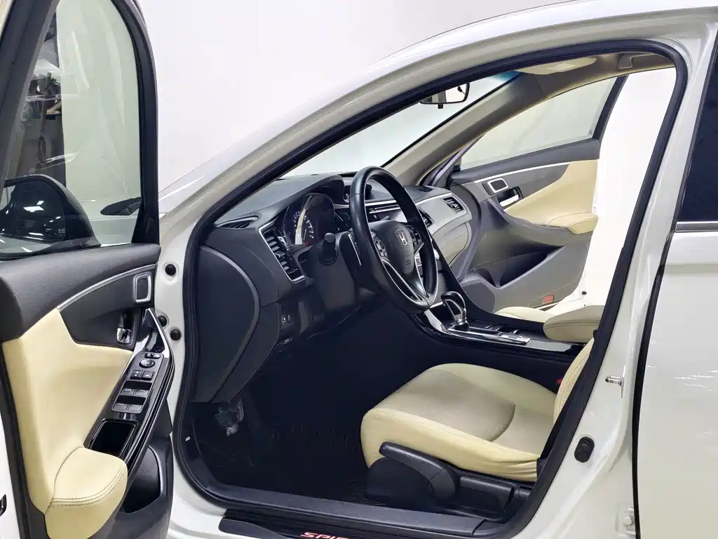 Honda Spirior — миниатюра 8