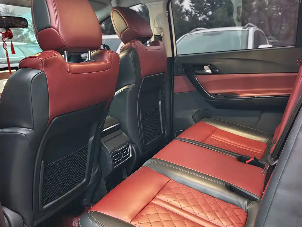 Dongfeng T5L 2019 1.5T CVT Luxury 7 мест