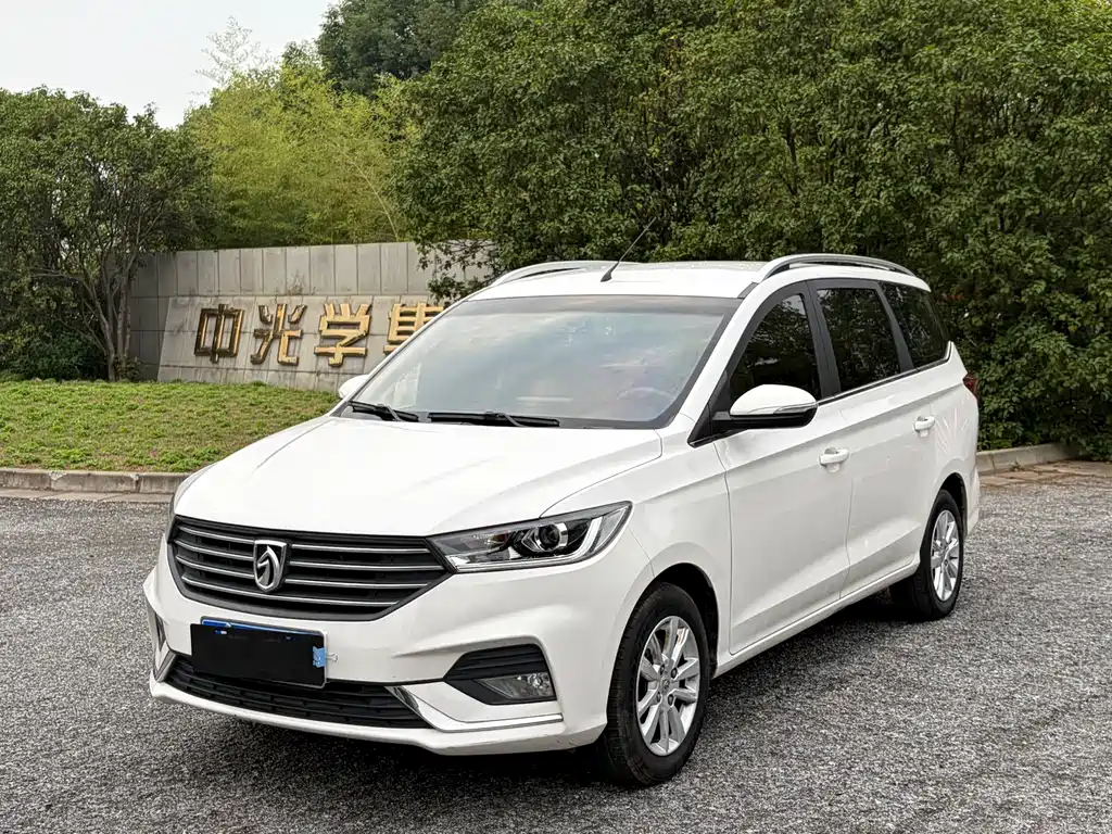 Baojun 360