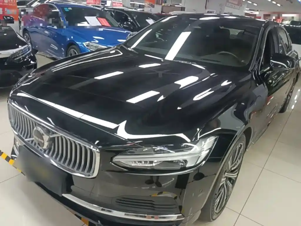 Volvo S90 2022 T8 E Luxury