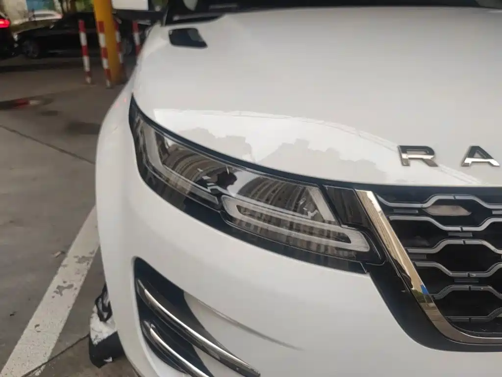 Land Rover Evoque PHEV — миниатюра 7