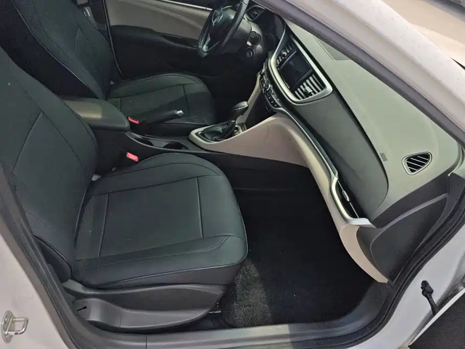 Buick Excelle 2019 15T DCT Elite V