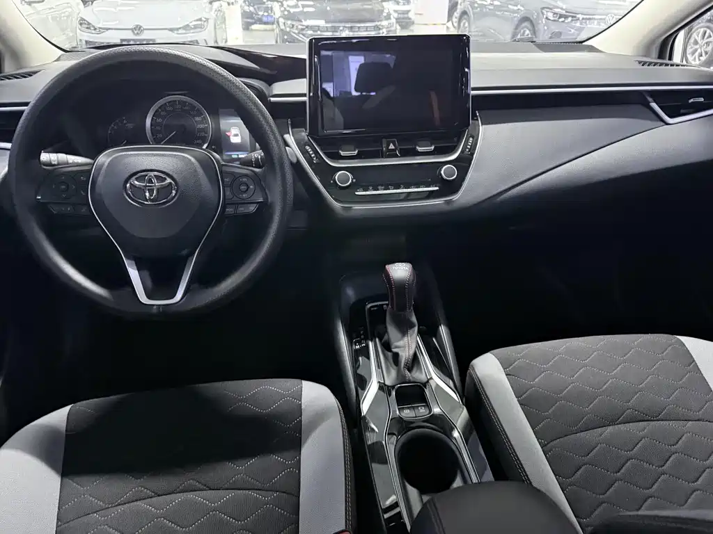 Toyota Corolla - фото 11