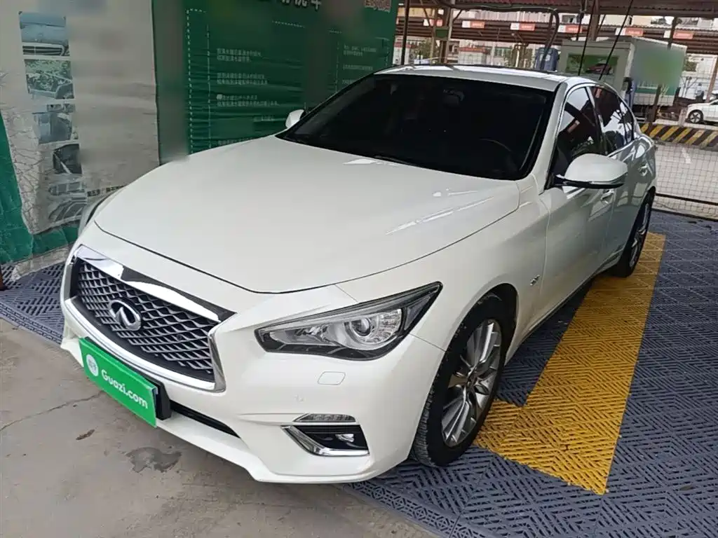 Infiniti Q50L 2018