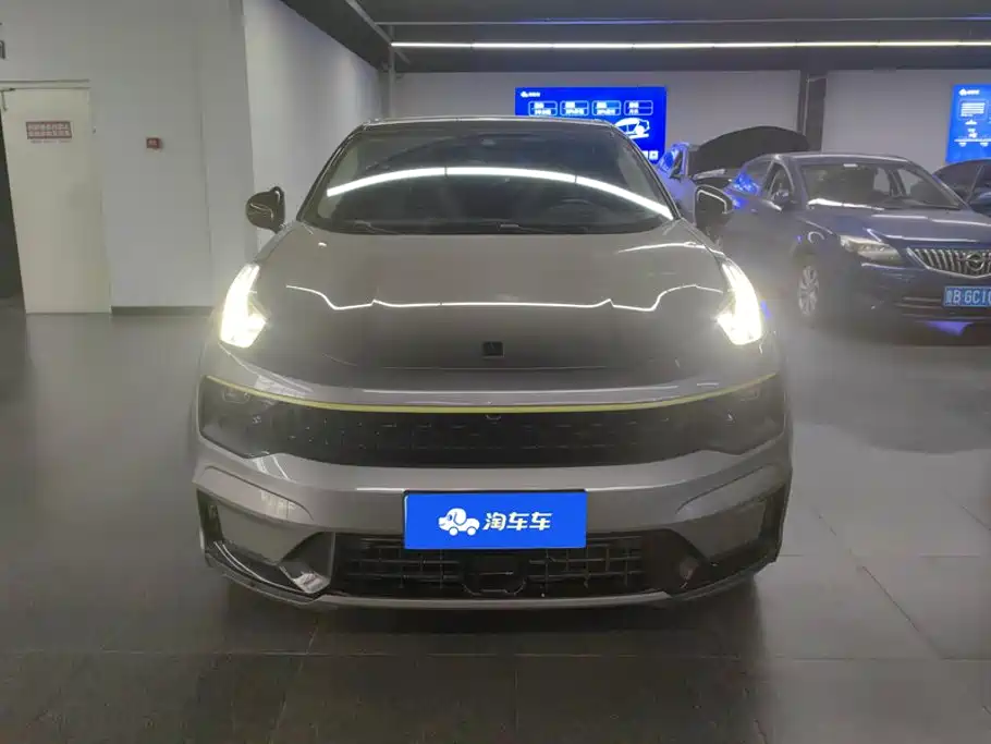Lynk & Co 05 — миниатюра 2